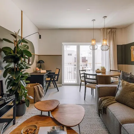 Copan - 2 Bedrooms And Balcony In Arroios * Lisboa